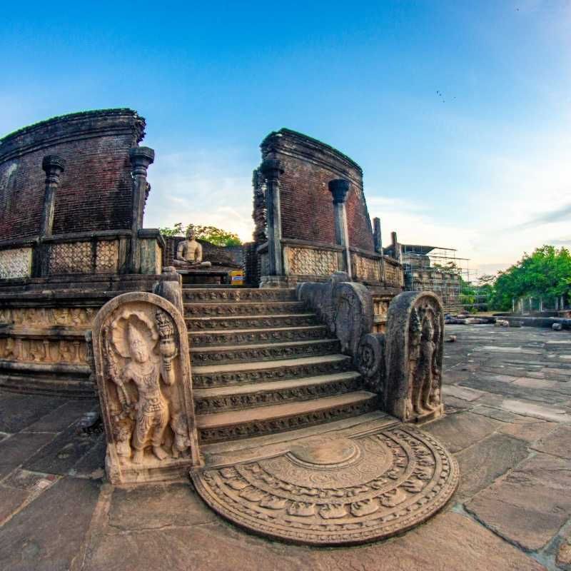 akiyo-tour-thumbnail-classic